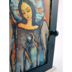 Romantyczna szafka na klucze z aniołem – piękny prezent, dekoracja