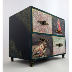 Artystyczna komoda z 4 szufladami – flamenco, zmysłowość i ornament