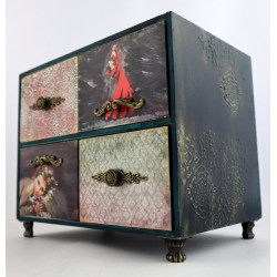 Artystyczna komoda z 4 szufladami – flamenco, zmysłowość i ornament