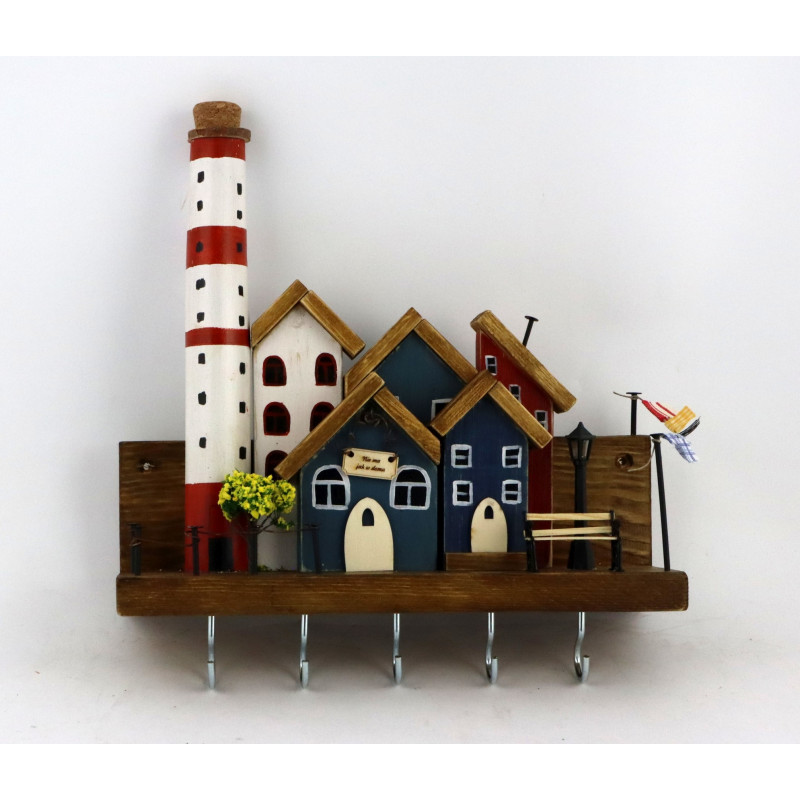 Drewniany wieszak z latarnią morską – rękodzieło unikat, handmade