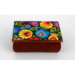 Drewniana szkatułka łowicka  folk Tradycja i Elegancja w Twoim Domu