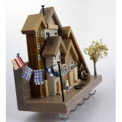 Drewniane miasteczko – wieszak z domkami | rękodzieło