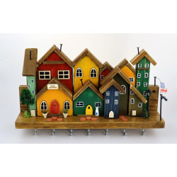 Kolorowe drewniane miasteczko 40 cm – wieszak z domkami handmade