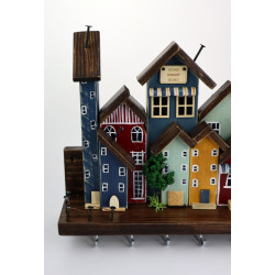 Skandynawskie drewniane miasteczko – wieszak z domkami handmade