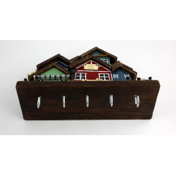 Skandynawskie drewniane miasteczko – wieszak z domkami handmade