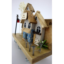 Premium domek na klucze z wazonikiem i azulejos – dekoracja ścienna
