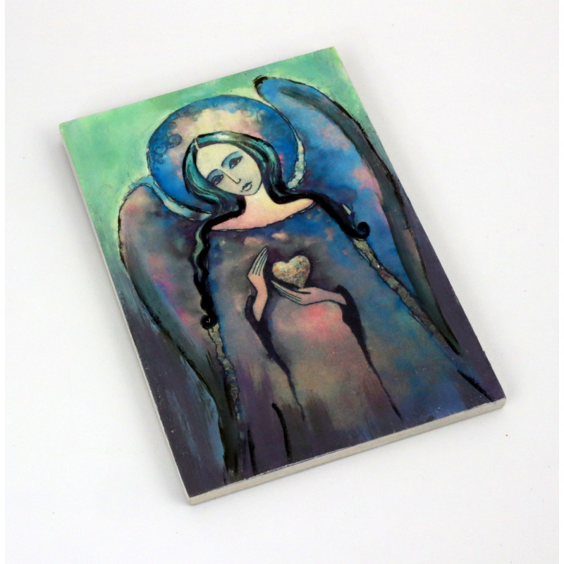 Obraz anioła z sercem na desce – dekoracja ścienna handmade