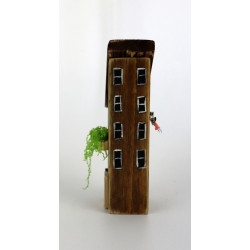 Drewniany domek dekoracyjny premium ze spadzistym dachem 13,5 cm