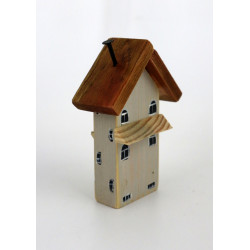 Drewniany domek dekoracyjny premium jasny z zielenią 11 cm