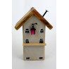 Drewniany domek dekoracyjny premium jasny z balkonikiem 11 cm