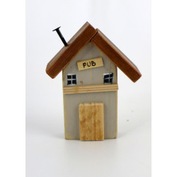 Drewniany domek dekoracyjny premium PUB z latarenką 10 cm