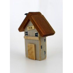 Drewniany domek dekoracyjny premium PUB z latarenką 10 cm