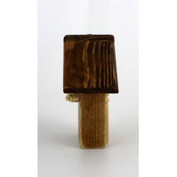 Drewniany domek dekoracyjny premium brązowy z kwiatami 9 cm