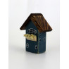 Drewniany domek dekoracyjny premium granatowy z kwiatami 10 cm