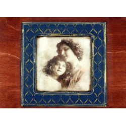 Skrzynka, szkatułka ze zdjęciem mamy i córki